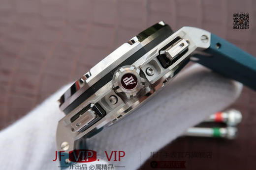 JF爱彼26568，车神舒马赫限量版！皇家橡树12秒 版本！3126机！透底，前后蓝宝石！钛金属表壳！钛陶瓷圈口！44MM。 ！全功能男士手表 商品图2