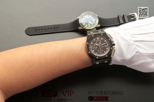 JF爱彼，型号：26400AU.OO.A002CA.01系列：皇家橡树离岸型，原装开模3126自动机械,44毫米,男士，锻造碳纤维外壳，蓝宝石镜面 商品图8
