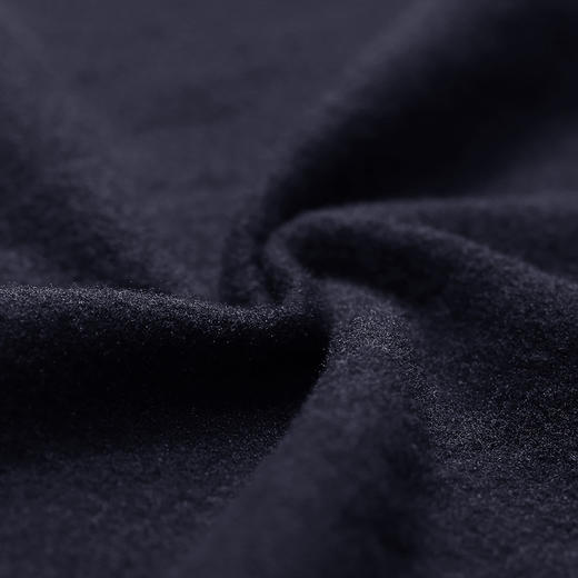 LXG-LR3163新款冬装蕾丝花边V领加绒加厚打底衫 商品图4