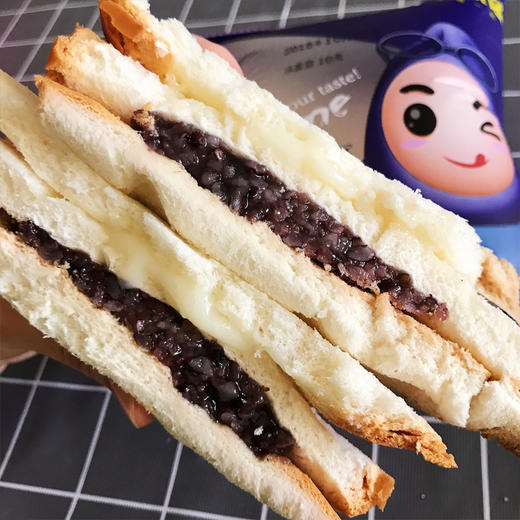 紫米奶酪面包 三层夹心吐司营养早餐现做110g*10个送1个 商品图0