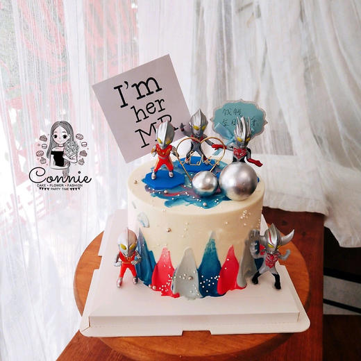 红蓝渐变奥特曼 商品图0