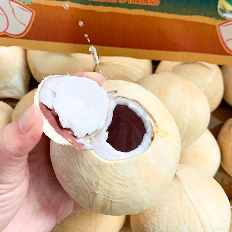 【2026新货 泰国椰皇】泰国天然椰子制成，无任何添加，奶香味足，老少皆宜的一款健康饮品。家庭分享装，江浙沪皖顺丰包邮~