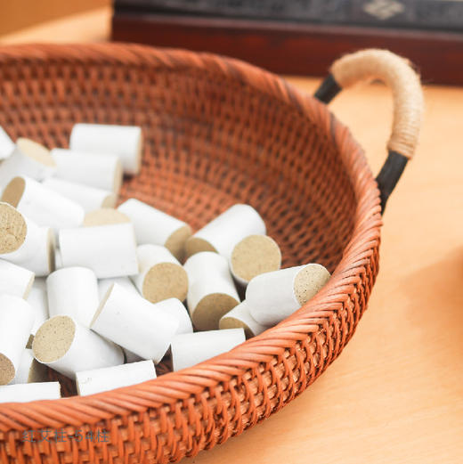 *自营*蕲艾柱2板112柱 | 陈蕲春短艾柱。35比1艾绒火力温而不燥。配合艾条艾灸盒使用。 商品图2