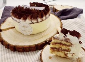 圆形提拉米苏（请在16：00前，提前一天预定）