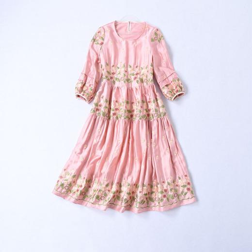 DES-2au194504秋冬新款时尚优雅沙滩裙圆领灯笼袖绣花修身气质连衣裙 商品图4