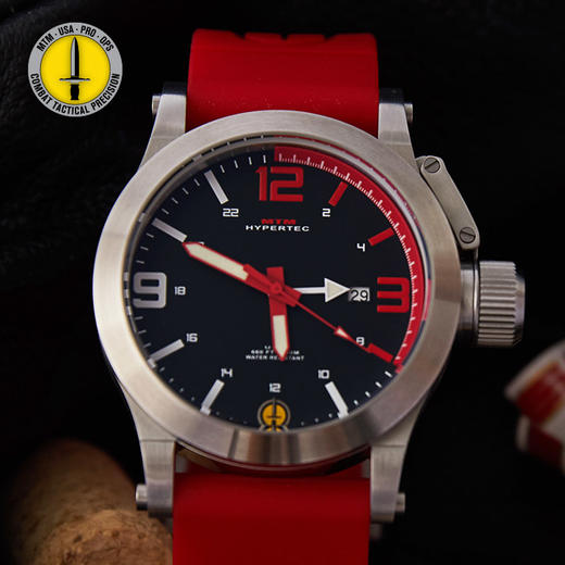 mtm高压者橡胶美国原产战术手表自发光指针军表抗刮休闲手表男