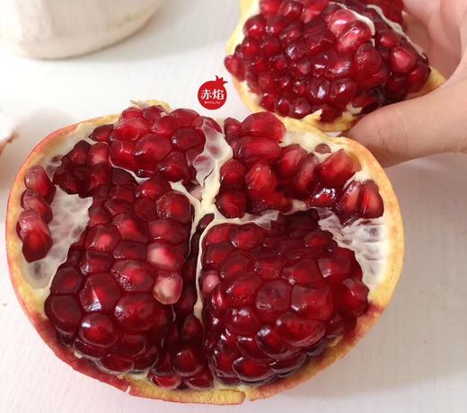 一颗红心赤焰软籽石榴无需吐籽酸甜多汁营养丰富粒粒爆汁晶莹剔透皮薄