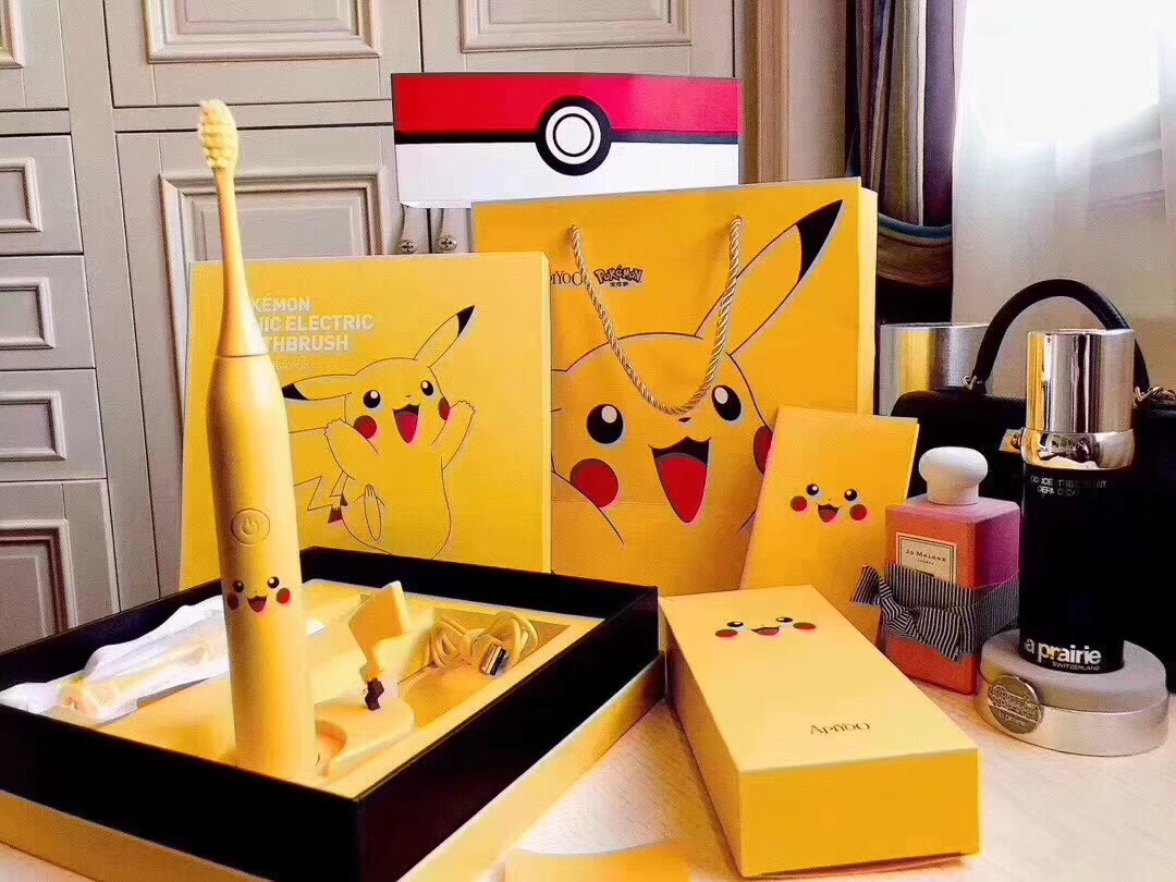 荷兰艾优皮卡丘声波成人和儿童电动牙刷盒装能送人