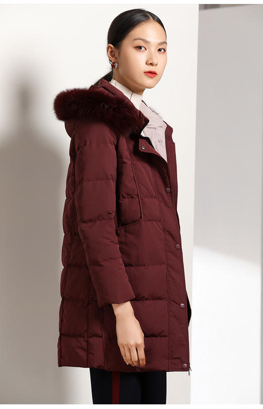 乔万尼加厚酒红色中长款带帽狐毛毛领羽绒服EB4T137 商品图1