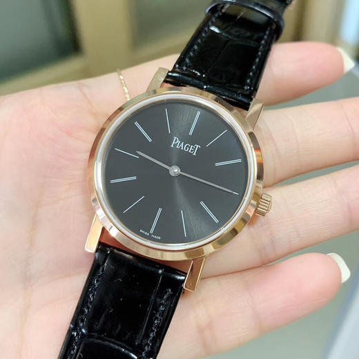 【伯爵Altiplano系列经典超薄正装表】
购入正品开发产品 女士机械腕表
表盘尺寸：34mm*8mm 商品图5