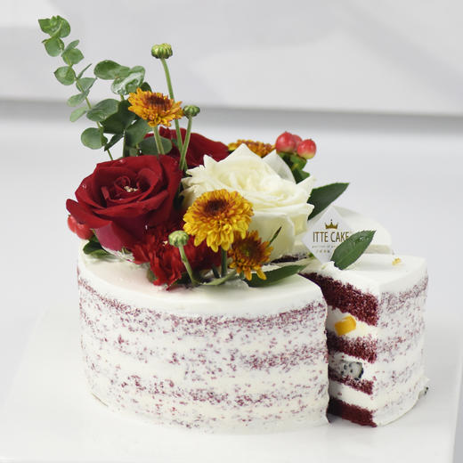 【花朝月夕】鲜花酸奶红丝绒蛋糕 商品图2