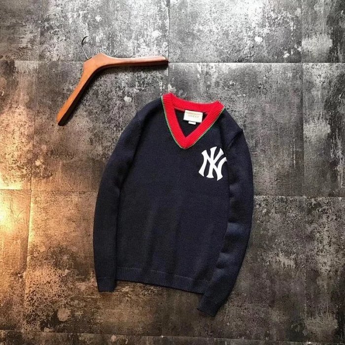 19fw新款guccimlb联名高品质70羊毛ny刺绣v领毛衣wxy70204