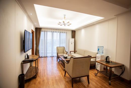 温泉公寓一房一厅钟点房 商品图3