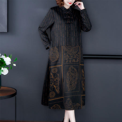 AHM-aswy1959秋冬新款宽松大码复古盘扣羊绒印花连衣裙民族风长裙 商品图2