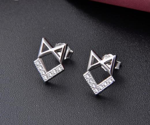 【首饰】s925纯银耳钉女小清新饰品镂空几何镶锆石耳饰 商品图0