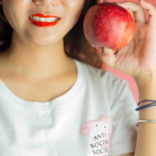 甘肃正宗礼县花牛苹果 4-5斤±2两 商品图13