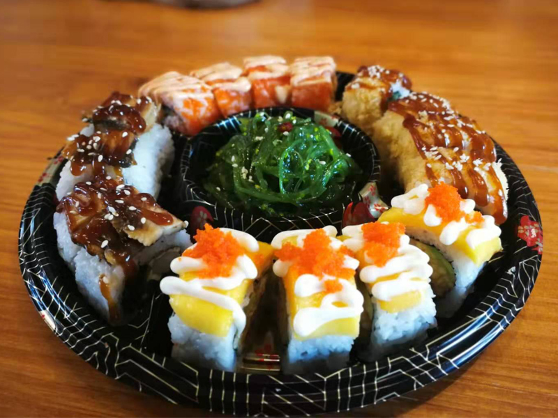 寿司·16粒拼盘～四种口味，每种四粒（配料：大米，水果，蟹柳，沙拉酱）
