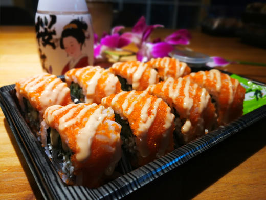 寿司·加州卷（蟹柳，蟹籽，黄瓜，苹果） 商品图0