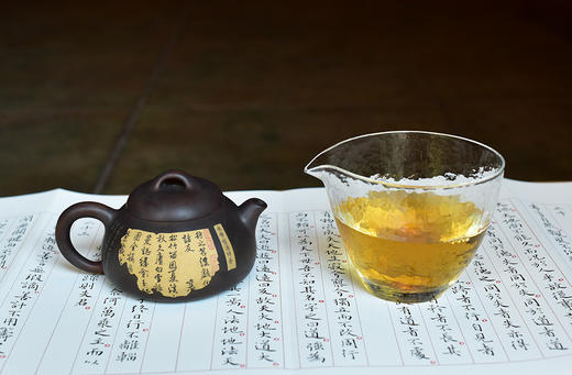 彩农茶｜易武2018头春纯料石磨青饼 商品图5