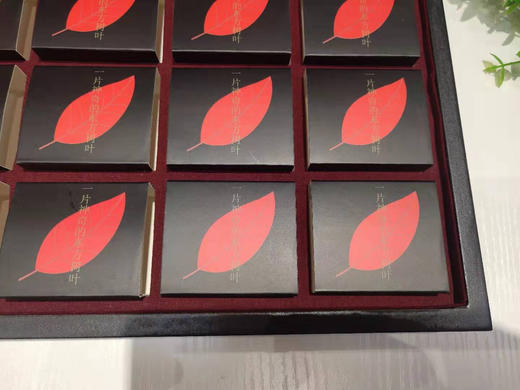 金奖黑木30泡半斤  28元一套/一件20套/一件560元（本产品为包装盒） 商品图3