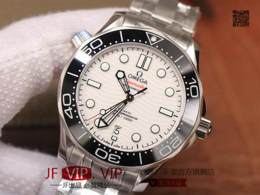 VS新品，新海马300m熊猫色 白陶瓷表盘，真实实拍图。VS欧米海马，卖家、买家都不用担心打脸的版本。男士腕表，精钢表带，自动机械机芯，透底。 商品图3