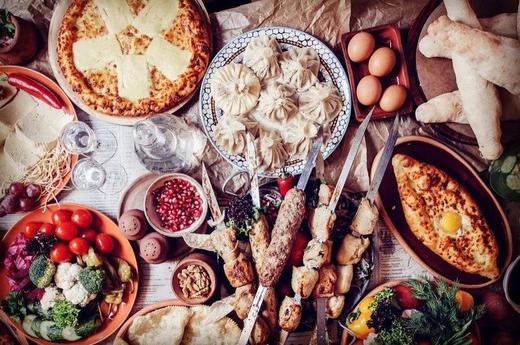 【25/26雪季春节】·【格鲁吉亚2月17日-25日】9天7晚，SPADERS TOUR带你畅滑高加索山脉的无边粉雪！ 商品图3