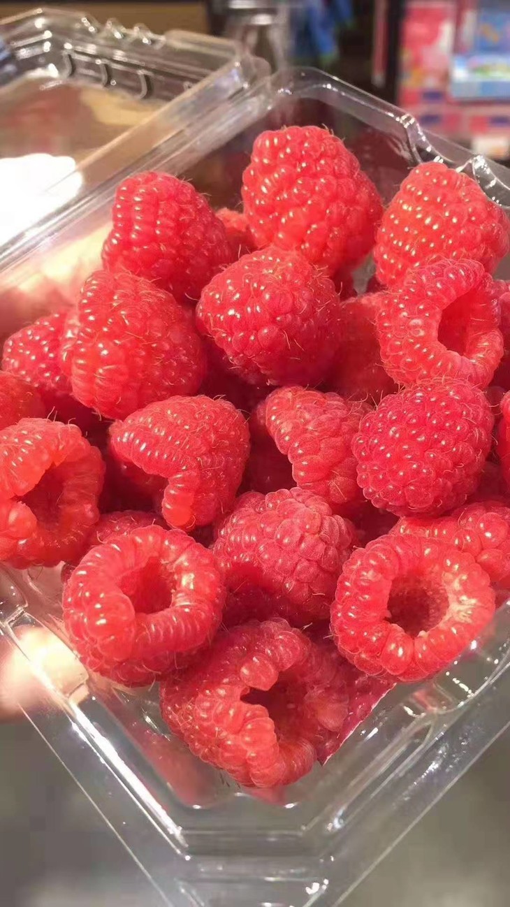 预定款云南空运树莓黑莓超级新鲜