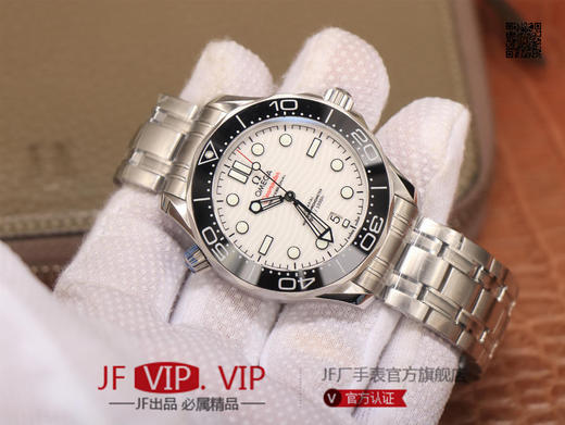 VS新品，新海马300m熊猫色 白陶瓷表盘，真实实拍图。VS欧米海马，卖家、买家都不用担心打脸的版本。男士腕表，精钢表带，自动机械机芯，透底。 商品图2