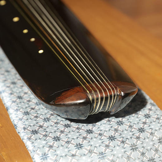 精品演奏级老杉木古琴