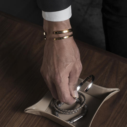 北京仓｜Skultuna-Icon-磨砂金色 窄款 手镯（男女同款）［瑞典设计师］ 商品图3