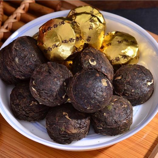 云南普洱 糯米香普洱茶熟茶迷你小金沱 250克盒装 商品图3
