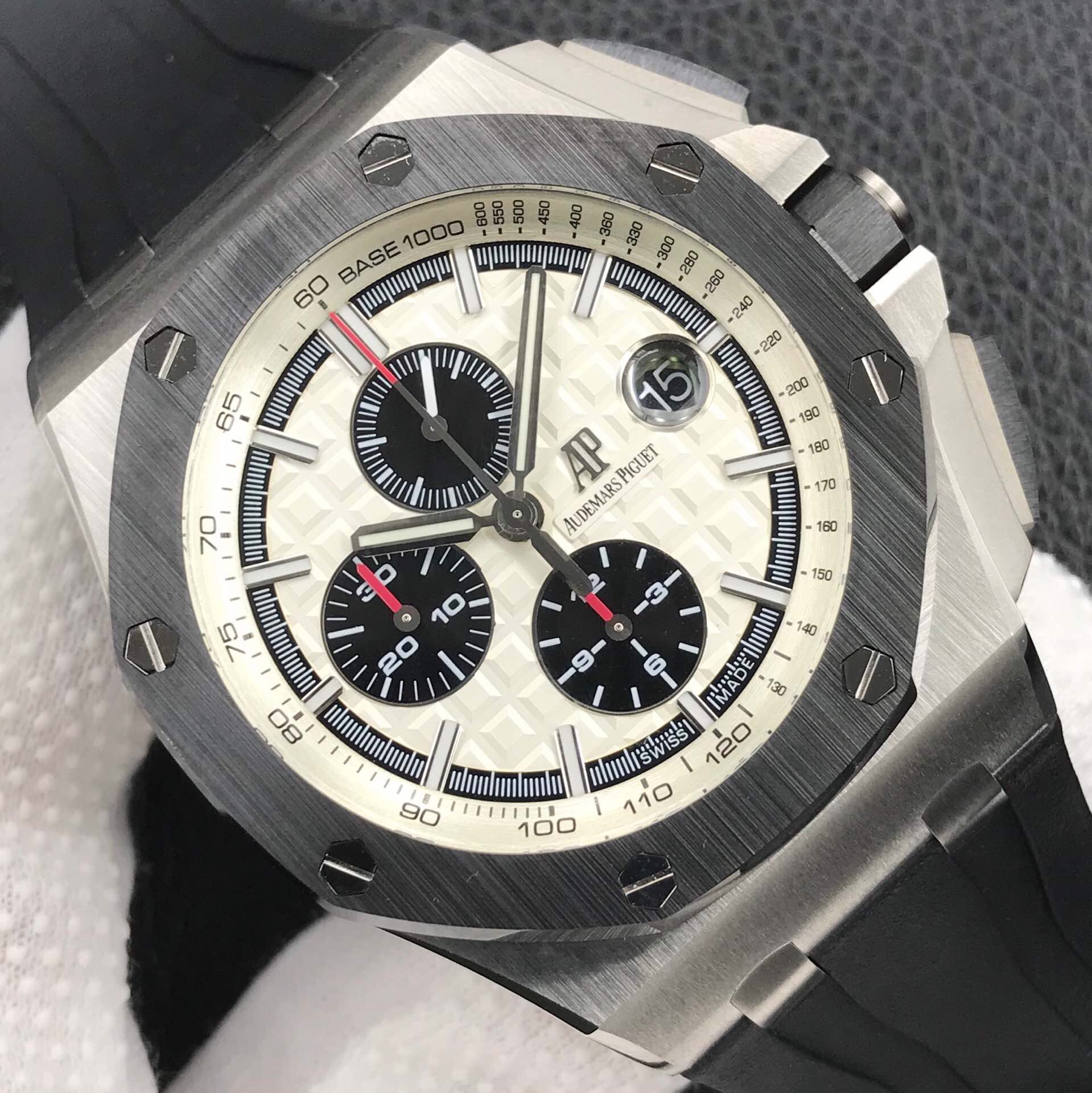 jf精品爱彼ap皇家橡树离岸型大熊猫计时码表ap26400精钢表壳陶瓷表圈
