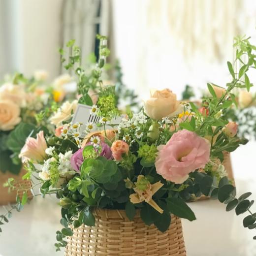 手提花篮插花花艺沙龙 商品图0