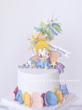 ins风系列：小飞象蛋糕|
4层戚风胚，3层火芒夹心。