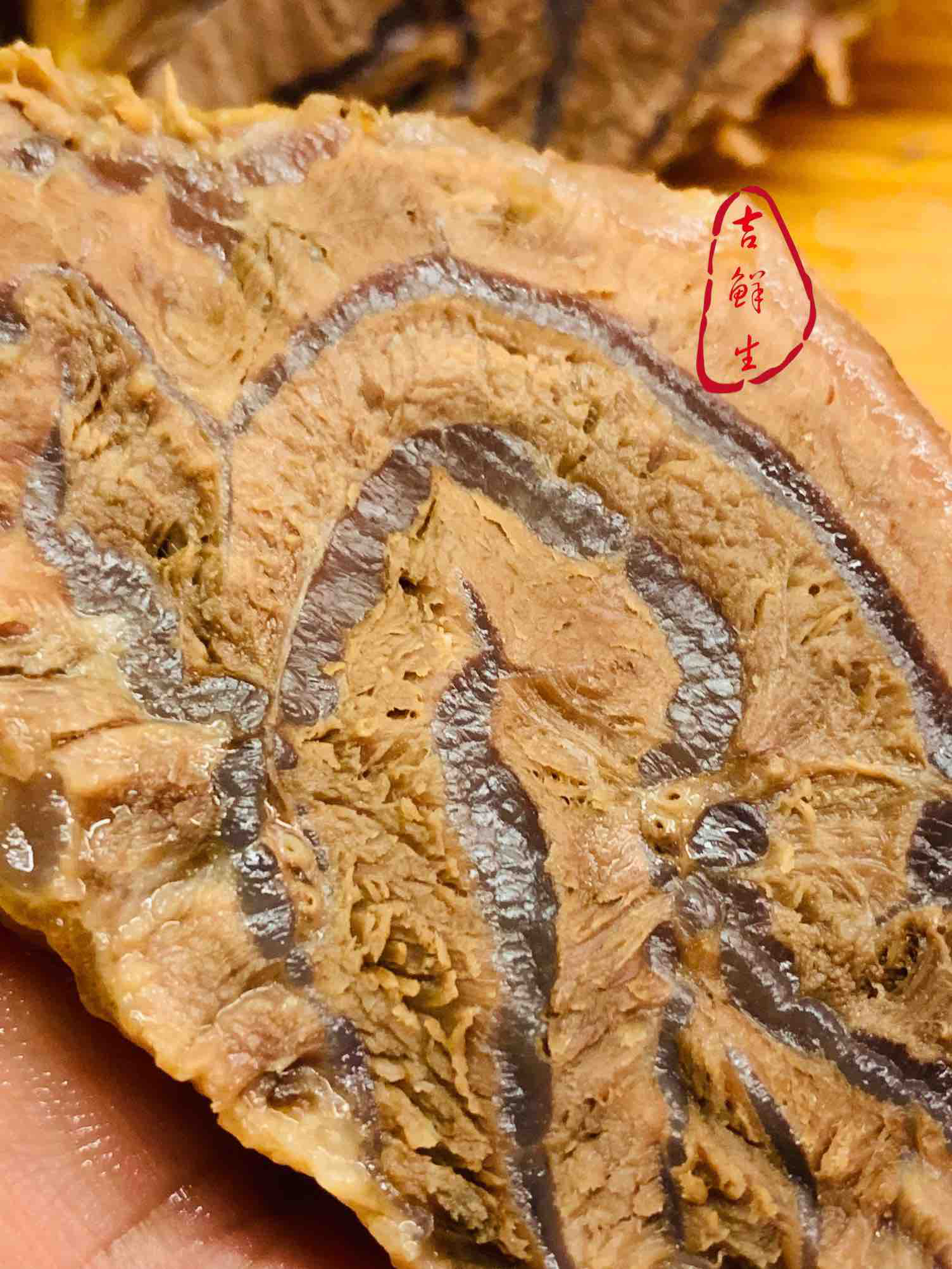 腱子芯 筋肉清晰分明，制作简单，蘸一蘸，十分有口感和嚼感～