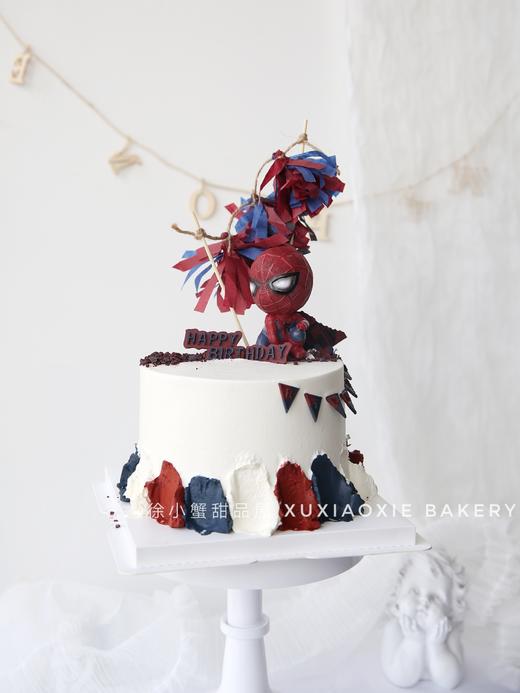 ins风系列：蜘蛛侠蛋糕| 4层戚风胚，3层火芒夹心。 商品图0