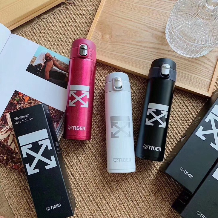 虎牌联名保温杯