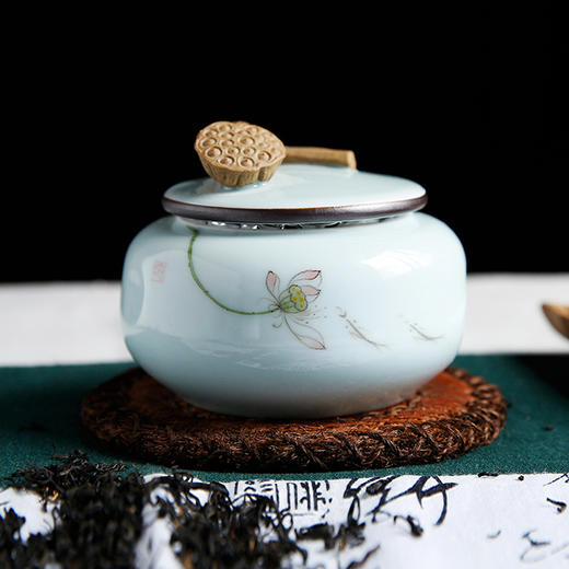 景德镇陶瓷茶叶罐.手工莲蓬存茶罐 商品图2