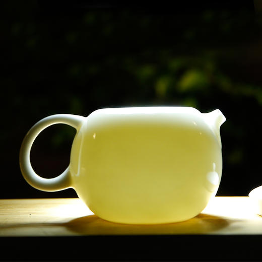 景德镇陶瓷功夫茶具.西施泡茶壶 商品图2