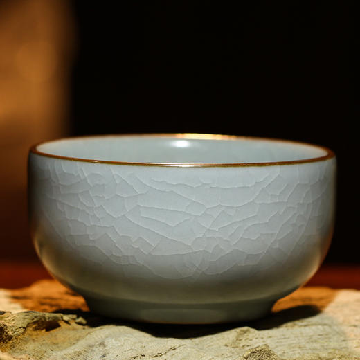 景德镇陶瓷品茗单杯.汝窑手工茶杯（月白） 商品图2