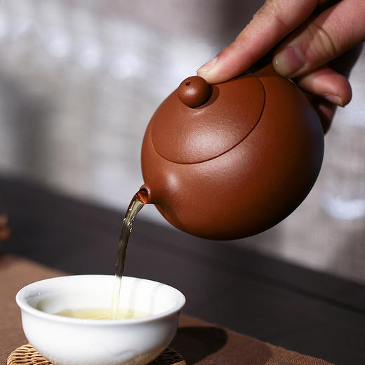 宜兴名家紫砂西施壶 商品图4