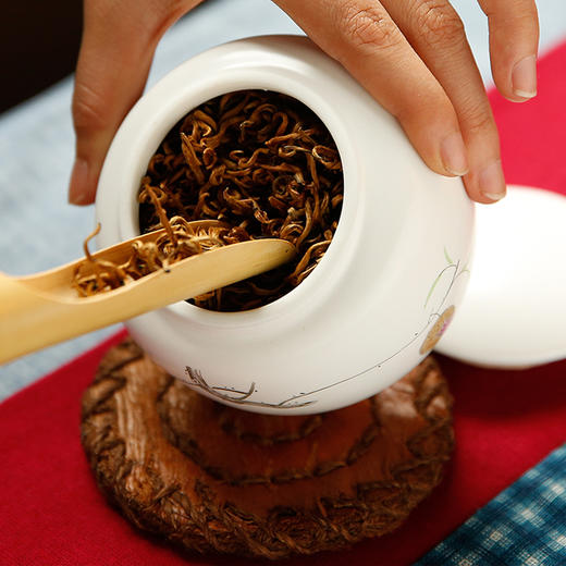 景德镇陶瓷茶叶罐.手工手绘密封罐（荷花） 商品图1