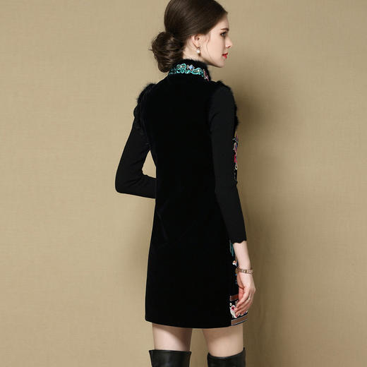 AYK-201706219秋冬新款古典复古无袖马甲刺绣中长款改良旗袍 商品图2