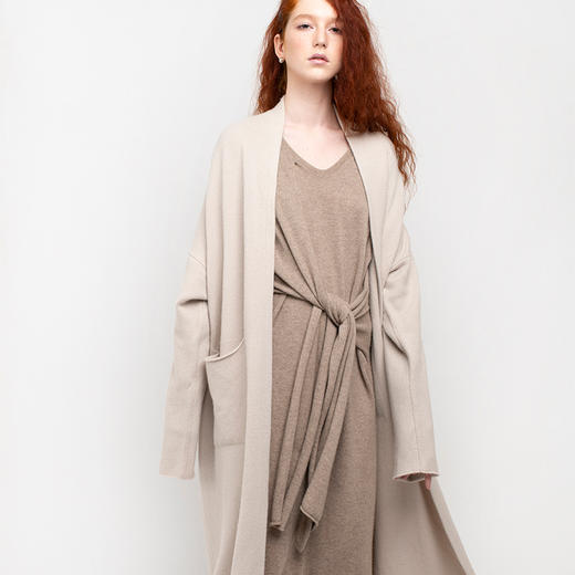 322工房 无染色纯羊绒 落肩加厚长开衫 商品图0