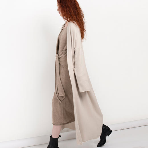 322工房 无染色纯羊绒 落肩加厚长开衫 商品图1