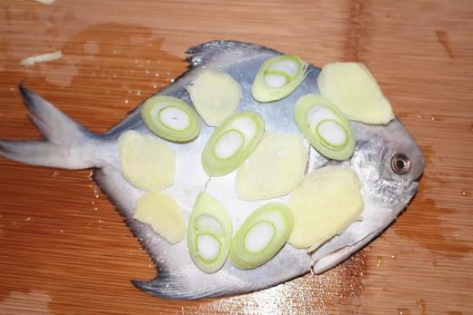 顺丰直达【年末最后一次冰鲜鲳鱼】肉质厚实少刺 鲜嫩美味 适合宝宝添加辅食 老人 儿童 商品图5