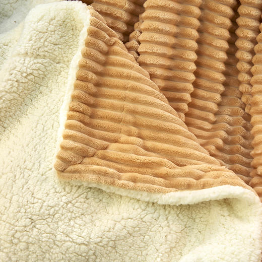 法兰羊羔绒双面毯子——双面保暖，温暖呵护 商品图3