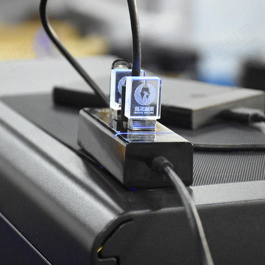 【敏龙定制】USB 3.0高速分线器/多接口一拖四/传输更专业 商品图3