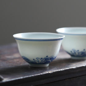 景德镇陶瓷功夫茶具.海水纹主人杯