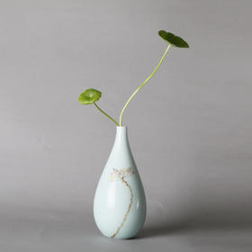 手绘陶瓷小花瓶（观莲曲）